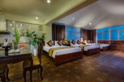 Family  Room , f6