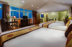 Family  Room , f3